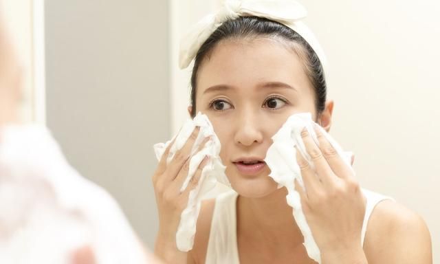 洗完脸的正确护肤步骤是什么图5