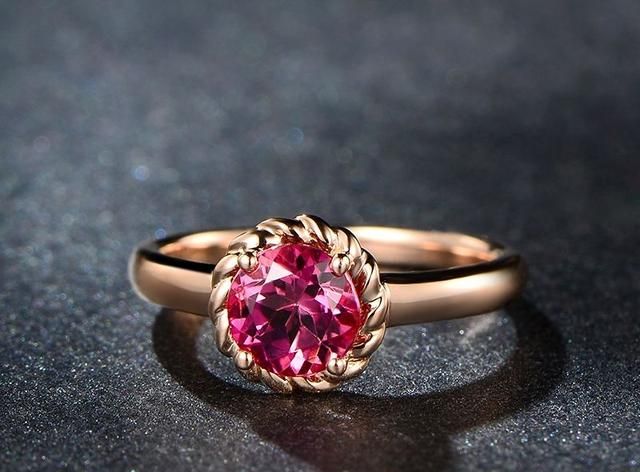 订婚戒子，订婚时可以买彩宝作为订婚戒指吗图3