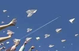 怎样折纸飞机,怎样折纸飞机又简单飞得又高又远图3