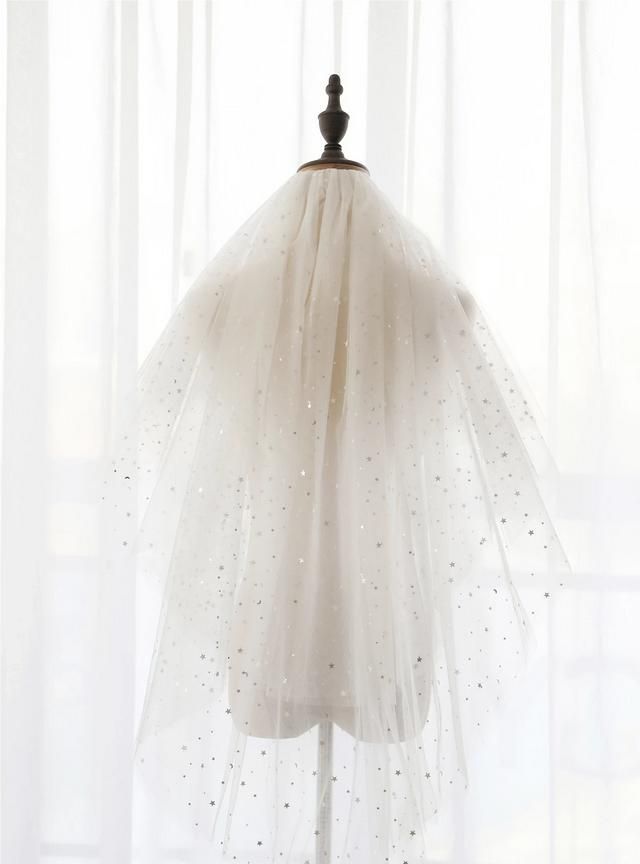 结婚的婚纱礼服到底是租还是买(上海市青浦区哪里有租婚纱礼服的)图5